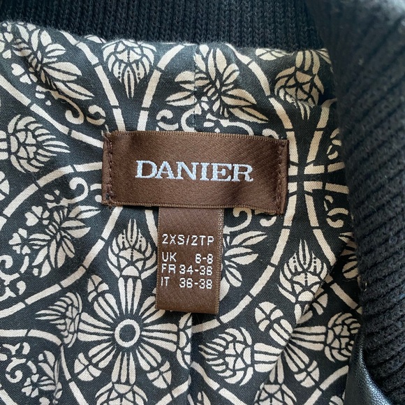 Leather jacket - Danier - Picture 3 of 4